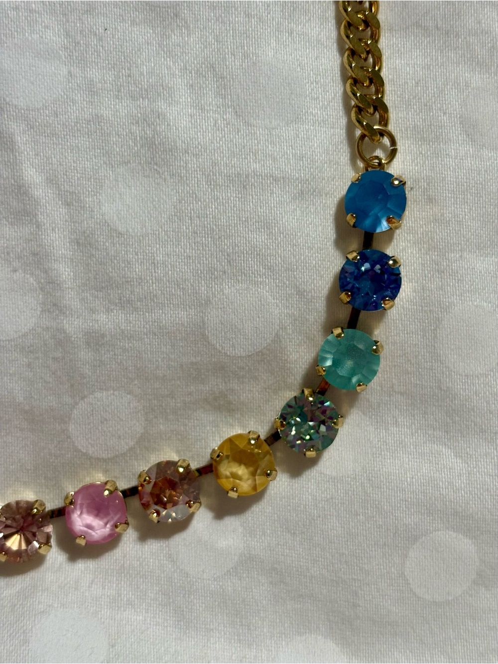 TOVA Mini Oakland Necklace in Fairy Dust Mix - Picture 5 of 9
